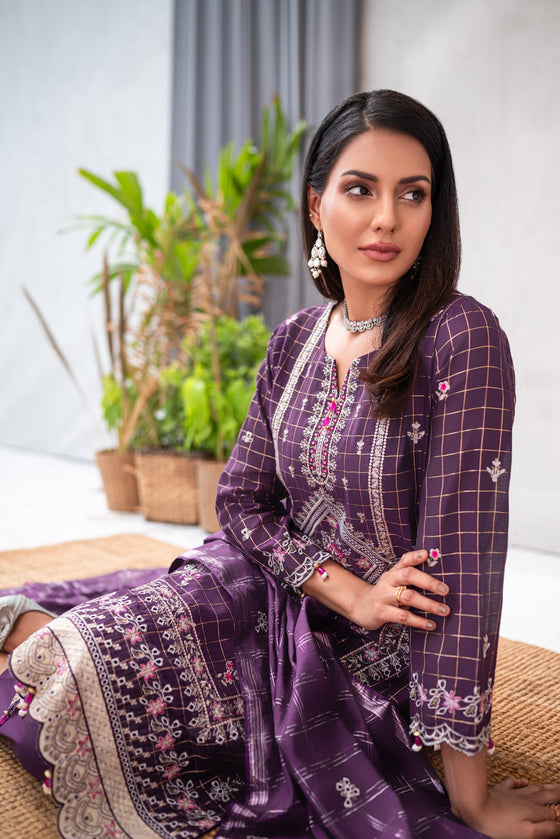 Zeenat -Unstitched-3Pc Embroidered Cotton Suit