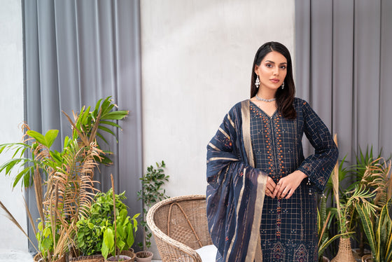 Zeenat -Unstitched-3Pc Embroidered Cotton Suit