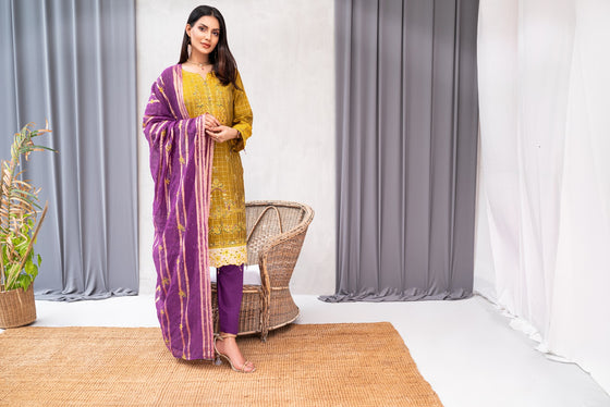 Zeenat -Unstitched-3Pc Embroidered Cotton Suit